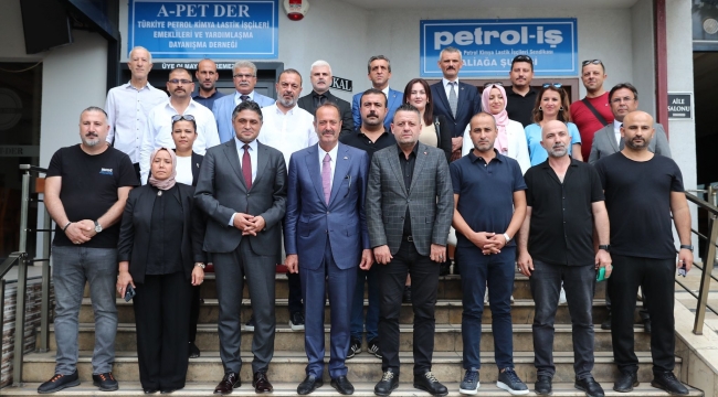 MHP İzmir Milletvekili Osmanağaoğlu Aliağa'da Yoğun Ziyaretlerde Bulundu