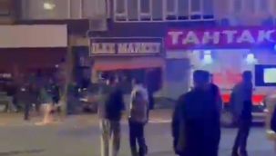 Aliağa'da Gece Meydana Gelen Kazada 3 Kişi Yaralandı