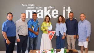 Foçalı Yelkencilerden Şenlik Teşekkürü