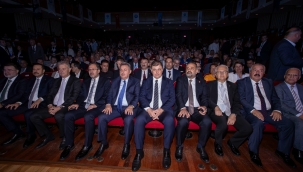 İz bırakan sporcular İzmir Spor Zirvesi'nde