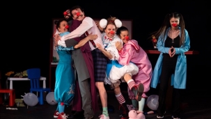 İzmir Şehir Tiyatroları yeni yol arkadaşları arıyor