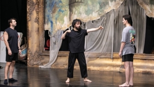 Şehir Tiyatroları sanatçılarına yönelik atölye düzenlendi 17 Ekim 2024 Perşembe