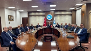 Zeytinde rekolte yüksek, üreticiden alımlar devam ediyor