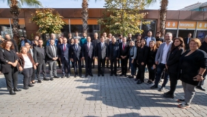 Başkan Tugay Atatürk için düzenlenen hayır yemeğine katıldı 