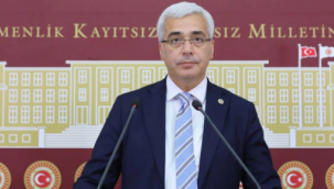 İzmir Milletvekili Salih Uzun Demokrat Parti'den istifa etti