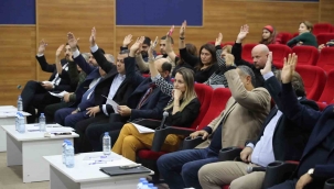 Aliağa'da Zeytinli Park'ın adı Gazi Mustafa Kemal Atatürk Parkı olarak değişti