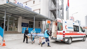 Eşrefpaşa Hastanesi şifa dağıtıyor