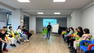 İzmir Çocuk Meclisi'nde seçim heyecanı