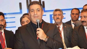 İzmir'deki Ağrılılar bir dönem daha Tekin Yalçın dedi