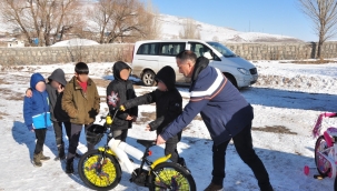 Aliağa'dan Doğu'ya Umut Bisikletleri