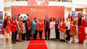 Çin Yeni Yılı İzmir'de kültürel şölenle kutlandı