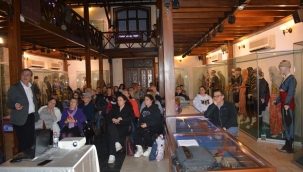 EÜ Etnografya Müzesinde 'Eski Smyrna Söyleşisi'