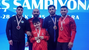 Güreş takımı başkentten madalyalarla döndü