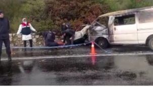 İzmir'deki kazada can pazarı: 1 kişi yanarak öldü, 3 kişi yaralandı
