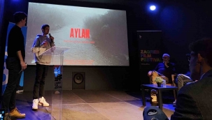 İzmir Ekonomili Mete'den 'sınırları' aşan başarı