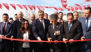 Kuzey Kıbrıs Türk Cumhuriyeti Parkı İzmir'de törenle açıldı