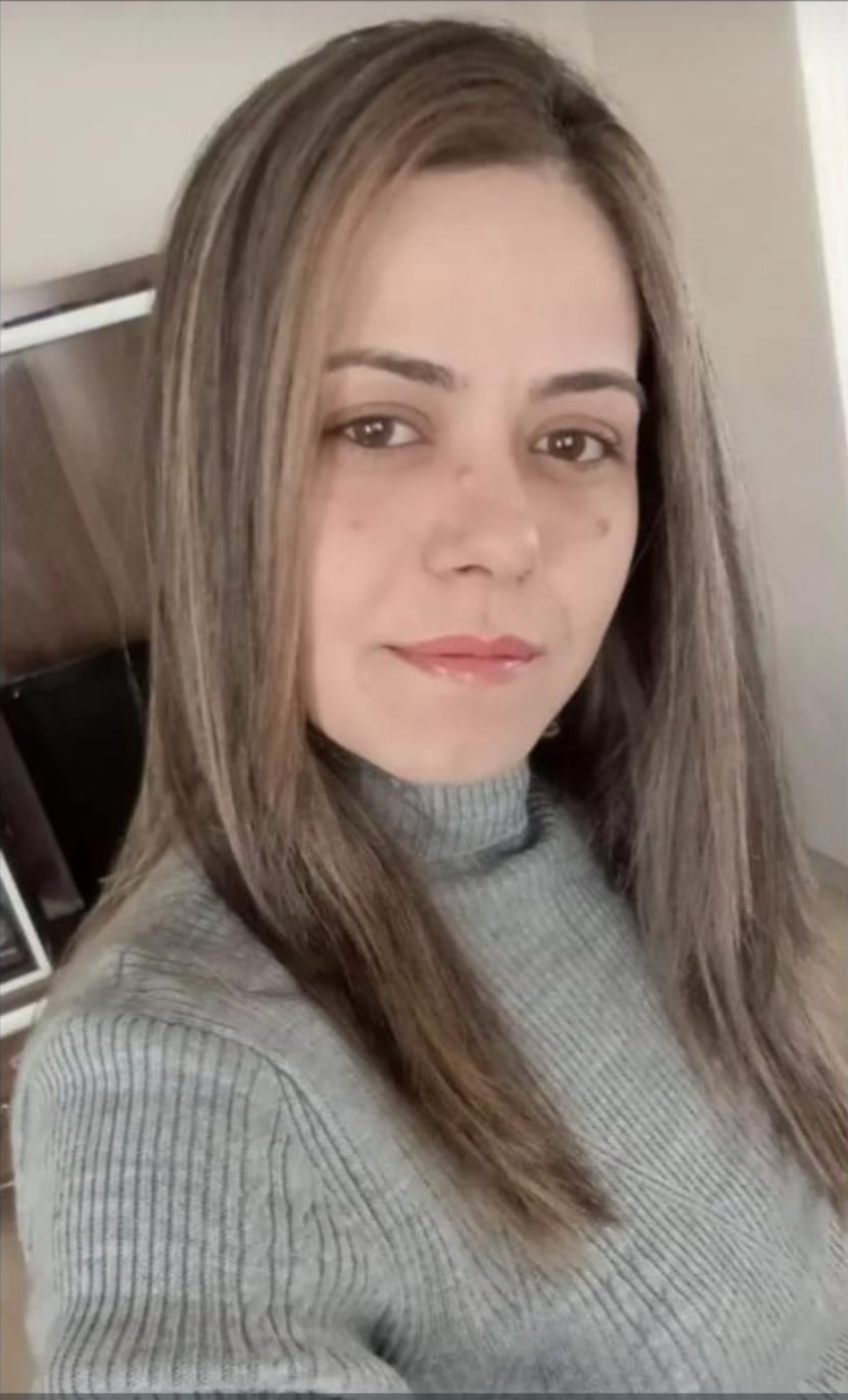 Aliağa'da boşanma aşamasında olduğu kadını bıçaklayarak katletti