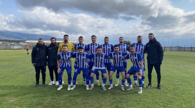 Aliağa Helvacı Spor, Ulucak Spor'u 5-0 Mağlup Ederek Liderliğini Sürdürdü
