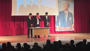 "Ege'de Yiğit Fırat" Tiyatrosuyla Şehit Fırat Yılmaz Çakıroğlu Anıldı