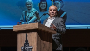 İzmir'de 60 yaş ve üzerindekiler üniversiteli oluyor