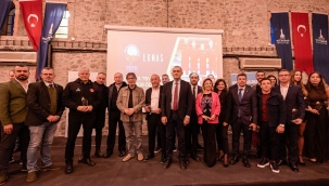 İzmir'de Yılın Spor Ödülleri sahiplerini buldu