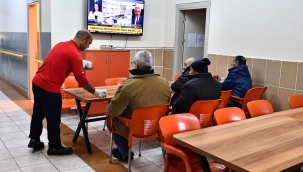 Kimse sokakta kalmasın diye…