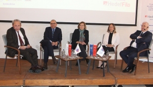 TKYD Anadolu Seminerleri'nin yeni yılda ilk durağı İzmir oldu