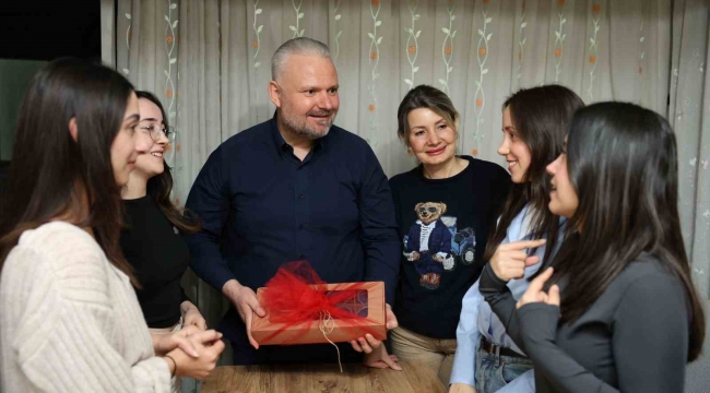Başkan Pehlivan, öğrencilerin iftar sofrasına konuk oldu