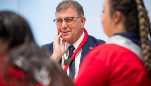 Başkan Tugay down sendromlu izcileri ağırladı