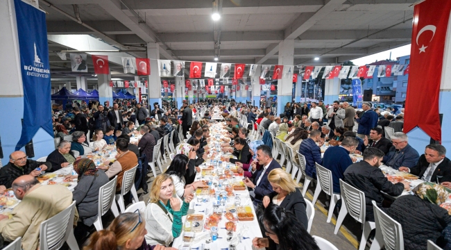 Büyükşehir'in ramazan bereketi Buca'da