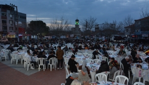 CHP İzmir İl Başkanlığı'ndan Aliağa'da İftar Programı: Birlik ve Beraberlik Mesajı