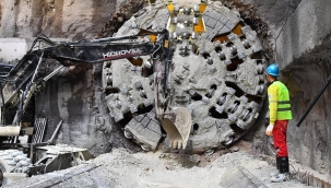 Hasanağa Bahçesi İstasyonu'nda da ışık göründü