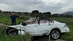 İzmir Aliağa'da Otomobil Takla Attı: 1 Ölü, 5 Yaralı 