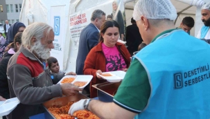 İzmir Cumhuriyet Başsavcılığından örnek proje: Yükümlülerden 2 bin kişiye iftar