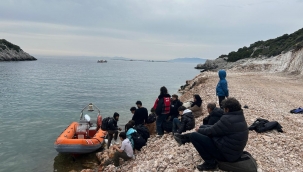 İzmir'de 24 göçmen ve 1 göçmen kaçakçısı yakalandı