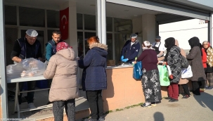 İzmir'de Dayanışma Noktalarında ramazan bereketi