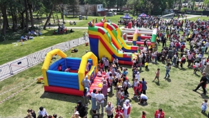 23 Nisan neşesi tüm İzmir'i sardı