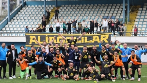 Aliağa FK galibiyet serisini sürdürüyor! Pazar Spor'u 1-0 mağlup etti!