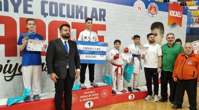 Aliağalı Karateciler Balkan Şampiyonası'nda Türkiye'yi Temsil Edecek