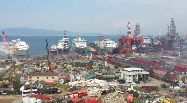 aşkan Acar: "Modern ve Çevre Dostu Tesislerle Aliağa'nın Denizcilik Potansiyelini Artıracağız"
