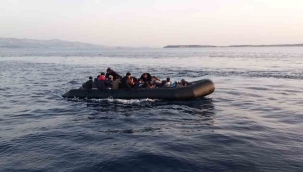 İzmir açıklarında 41 düzensiz göçmen yakalandı