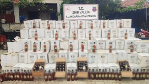 İzmir'de 3 bin 142 şişe kaçak içki ele geçirildi
