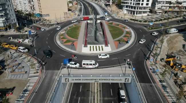 İzmir'de trafiğe kayıtlı araç sayısı 2 milyona dayandı