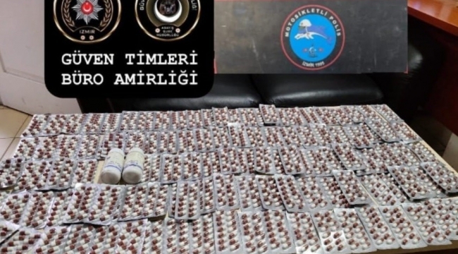 Otomobilin klima ızgarasından uyuşturucu çıktı