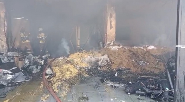 Tarım Marketinde Çıkan Yangın Mahallede Paniğe Neden Oldu