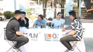 Aliağa 'da Sektör Ve Öğrenci Buluşması Gerçekleşti