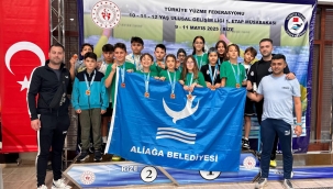 Aliağalı Yüzücülerden Madalya Şov, 16 Sporcu 16 Madalya İle Döndü