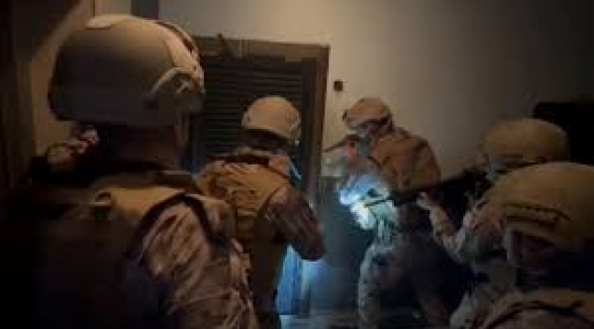 İzmir Merkezli DEAŞ Operasyonunda 10 Gözaltı