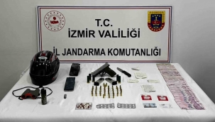 Ödemiş'te 10 ayrı suçtan 124 yıl hapisle aranıyordu, jandarmadan kaçamadı