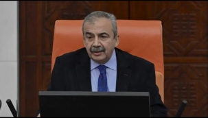 TBMM Başkanvekili Sırrı Süreyya Önder Hayatını Kaybetti 